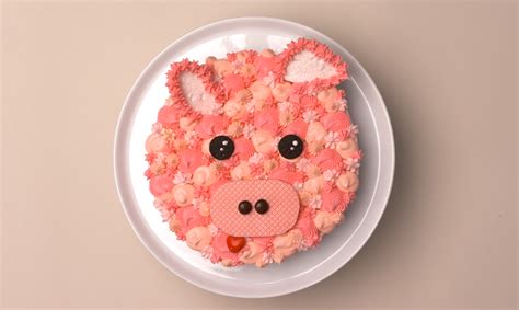 These Are The Easiest Animal Cakes Youll Ever Make Craftsy
