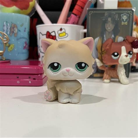 Lps Persian Cat 129 This Guy Is Actually In Pretty Depop