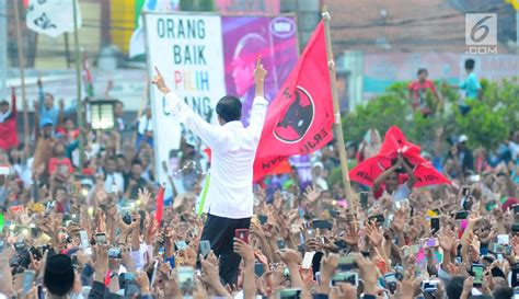 Foto Kampanye Terbuka Jokowi Targetkan Menang Persen Lebih Di