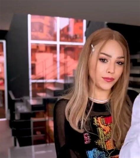 Pin By Oscar Pacheco On Danna Paola Hair Long Hair Styles Hair Styles