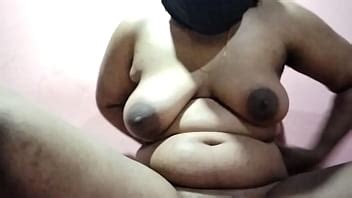 a montré la chatte à un ami XVIDEOS