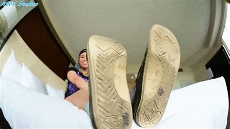 Blue Hair S Sneaker Socks And Soles MOV Amateur Soles Giantess And Footjobs Clips4sale