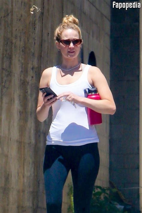 Jennifer Lawrence Nude Leaks Photo 5947386 Fapopedia