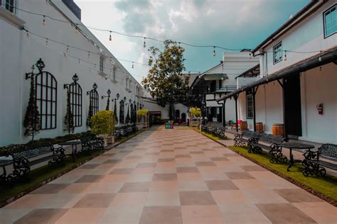 gedung juang view twin petit boutique hotel solo