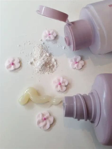 Nude Brightening Fizzy Powder Wash British Beauty Blogger