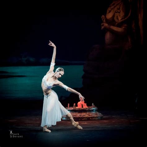 Polina Semionova La Bayadere