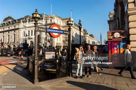 Piccadilly Circus Tube Station Photos and Premium High Res Pictures ...