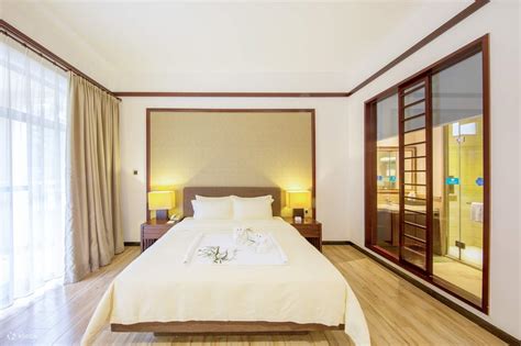 Qingyuan Yingde Baodun Lake Hushan Hot Spring Resort Klook