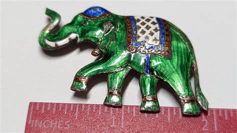Vintage Siam Sterling Silver Elephant Brooch Pin Sign Gem