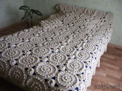 Вязаное покрывало из объемных медальонов | МАCTЕРскаЯ