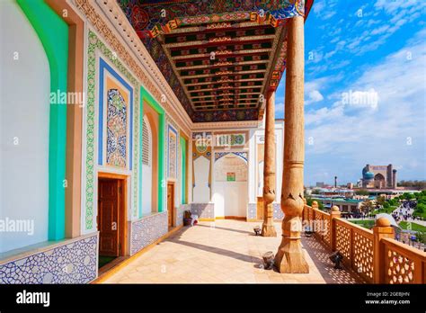 Hazrat Hyzr Mosque Mausoleum Of Karimov Hi Res Stock Photography And