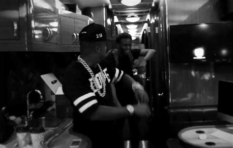 Video Yo Gotti Performs Hot Ni A Rmx And Shmoney Dance On Tour Bus Drake Vs Lil Wayne Tour