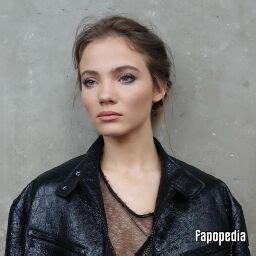 Freya Allan Nude Leaks Photo Fapopedia