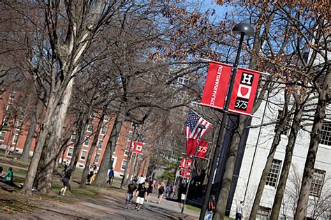 record  financial aid harvard gazette