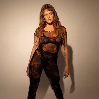 Tove Lo Babe Page Watch This Musician On Freeones