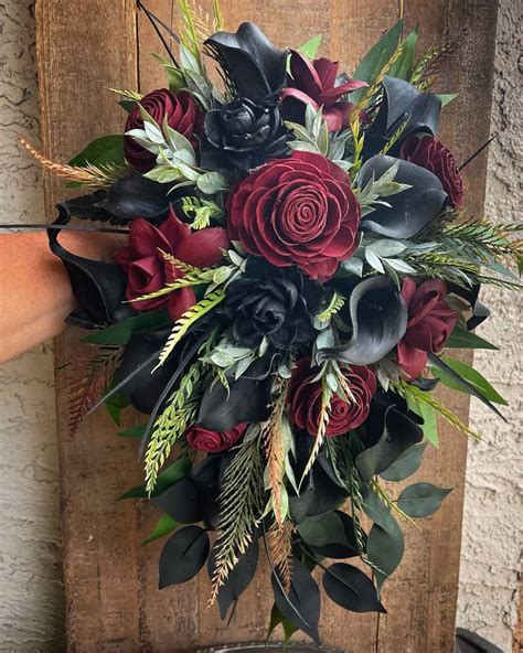 Gothic Wedding Wood Flower Bouquet In Dark Red And Black Wood Etsy