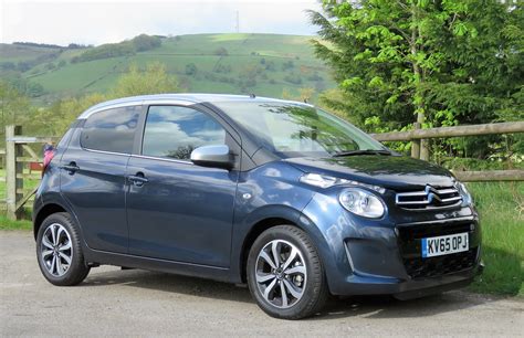 Citroen C1 Flair 82 Pure Tech – Review – Car Indicators