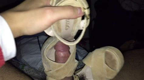 Shoejob With Mum S Old Worn High Heel Sandals Chinese Gay Amateur Porn XHamster