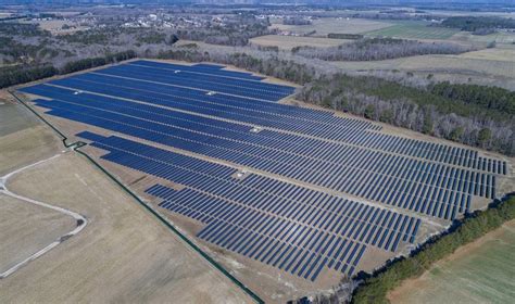 Solar Panels On Farmland In Central Washington That Stirs A Fight The Seattle Times