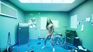 AusCAPS Damiano David Nude In Gossip Music Video