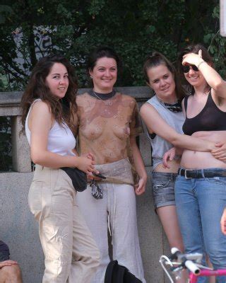 Nude In Public Berlin Preview Porn Pictures Xxx Photos Sex Images Pictoa