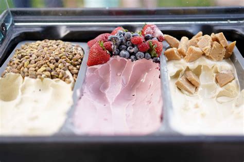 difference between ice cream and ice milk