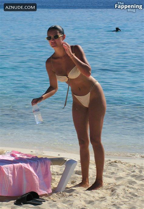 Tao Wickrath Sexy Spotted Showing Off Her Sizzling Bikini Body At Curacao Beach Aznude