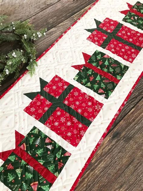 Beginner Quilted Christmas Table Runner Patterns Free Easy Cover Your