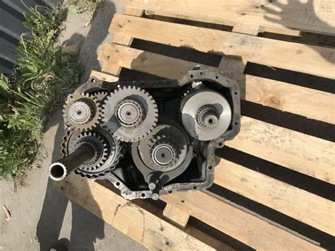 Manualna skrzynia biegów CAT 428 C/D – P.H Tomasz Grudziński
