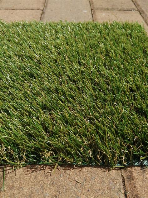 Artificial Grass Vinca 30mm Pile In 3m 4m And 5m Wide Rolls Artificial Grass Warehouse