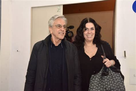 Caetano Veloso E Paula Lavigne Testam Positivo Para Covid Estamos