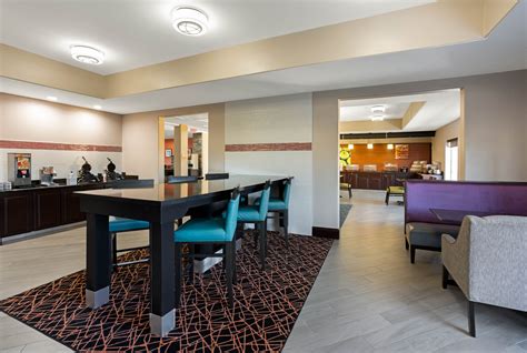 La Quinta Inn & Suites by Wyndham Houston Bush Intl Airpt E | Humble
