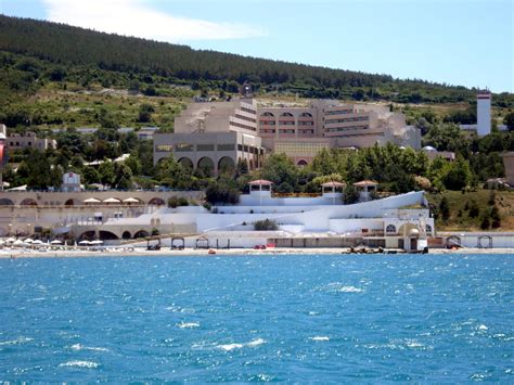 Кабардинка. Пляжи, достопримечательности, отели, экскурсии