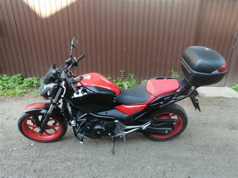 Купить б у Honda NC 750S инжектор 6 передач в Жуковском красный naked bike 2015 года на Авто ру