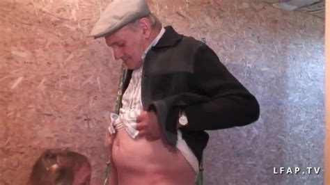 Mature Francaise Se Fait Demonter Le Cul En Gangbang Hotntubes