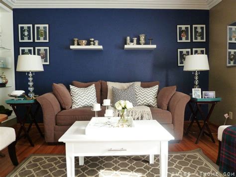 10+ Navy Blue Accent Wall Living Room – HomeDecorish