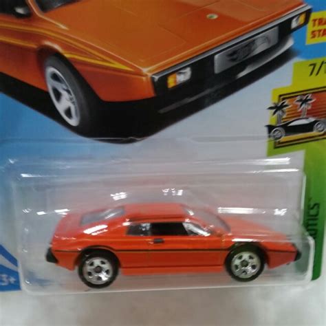 Hot Wheels Lotus Esprit S Hobbies Toys Toys Games On Carousell