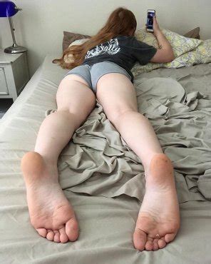 F Me Legs And Ass Non Nude OC Porn Pic