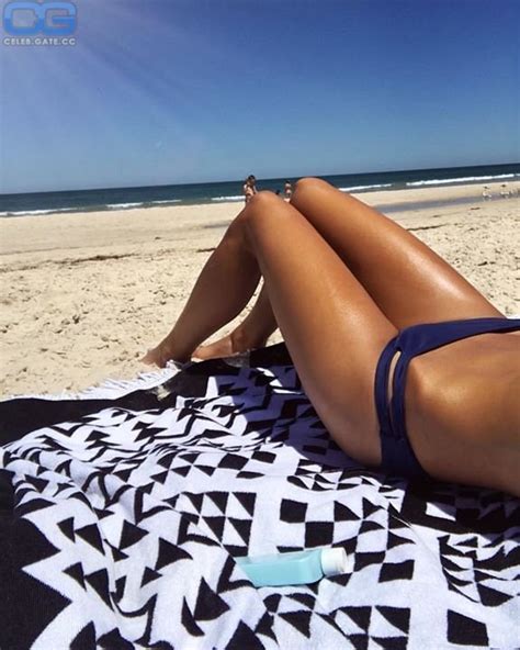 Kayla Itsines Nude Pictures Photos Playboy Naked Topless Fappening