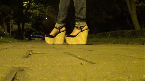 Sexy Wedges Shemale Outdoor Amateur Porn XHamster