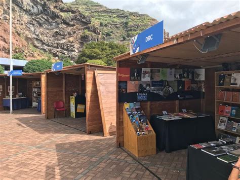 Pavilh O Da Drc Feira Do Livro Da Calheta A De Setembro De