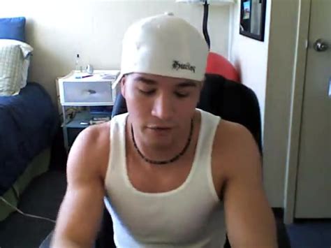 HOT CAMMER JEREMY SHOWING HOT BODY ThisVid