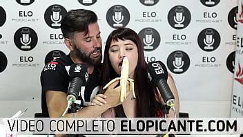 Joha Bettina Chupa La Banana En El Cuarto Picante Xvideos
