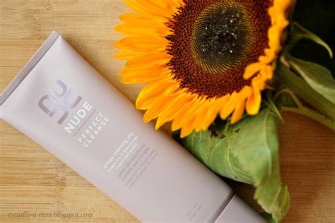 Rocaille Writes Perfect Cleanse Nude Omega Cleansing Jelly Review