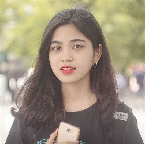 Dân mạng tìm kiếm X trường Ams được mệnh danh hot girl đồng phục Cộng đồng mạng ZNEWS VN