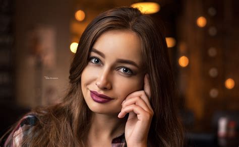 Red Leaves Top View Maksim Romanov Red Lipstick Leaves Portrait Brunette Makeup Women
