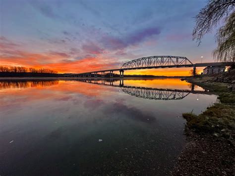 A pleasant Easter sunrise in... - KTTC First Alert Weather | Facebook