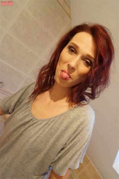 Skinny Redhead Breanne Tozeva Fingers Her Trimmed Pussy In The Bathroom CoedCherry