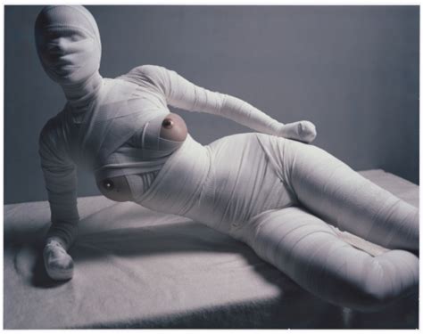 Gorgeous Mummy Porn Pic