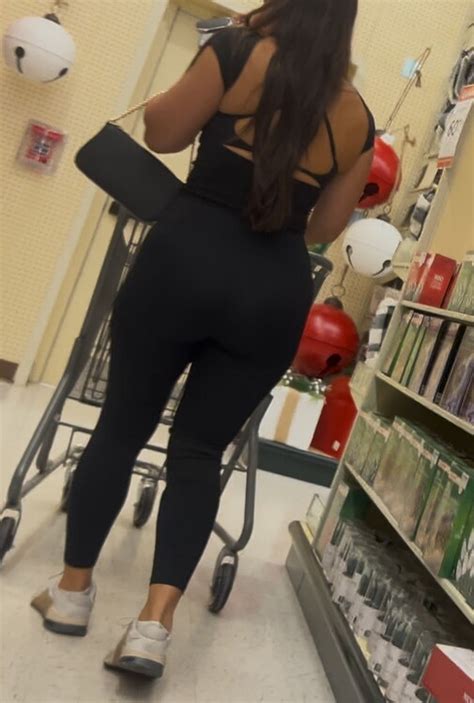 Phat Tight Ass In Leggings With Face Shots Spandex Leggings Yoga Pants Forum